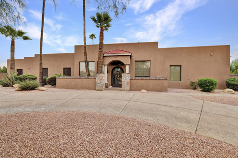 Oasis on Yucca Front View 1