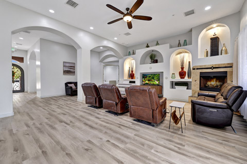 Oasis on Yucca Livingroom 2