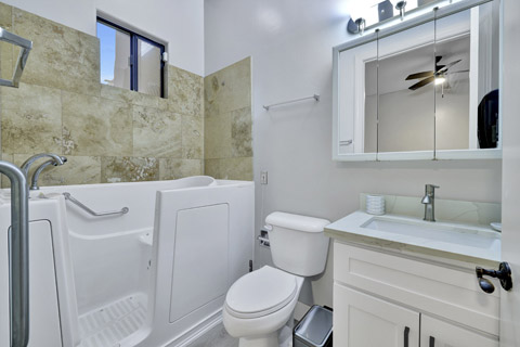 Oasis on Yucca Bathroom